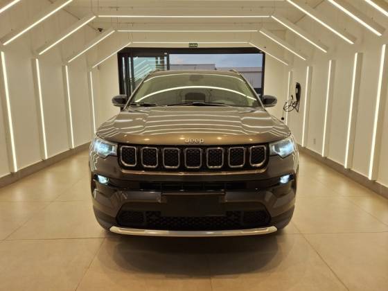 JEEP COMPASS 1.3 T270 TURBO FLEX LONGITUDE AT6